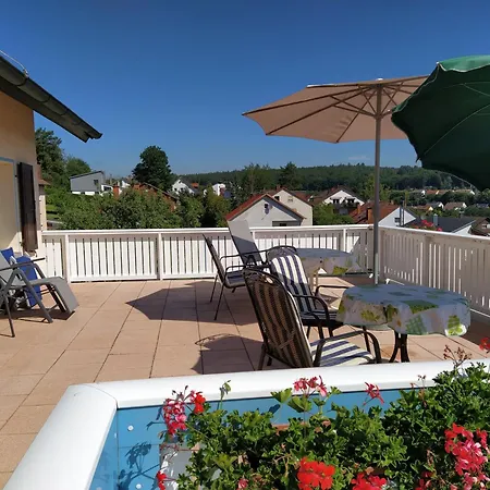 Apartmán Haus Holzheimer Mit Blick Auf Rhoen